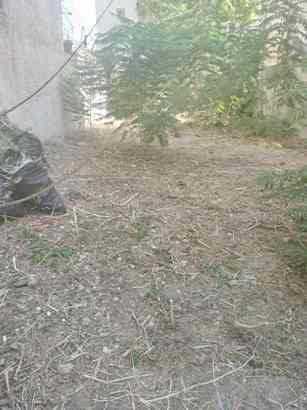 Καθαρισμένο οικόπεδο χωρίς χόρτα και σκουπίδια